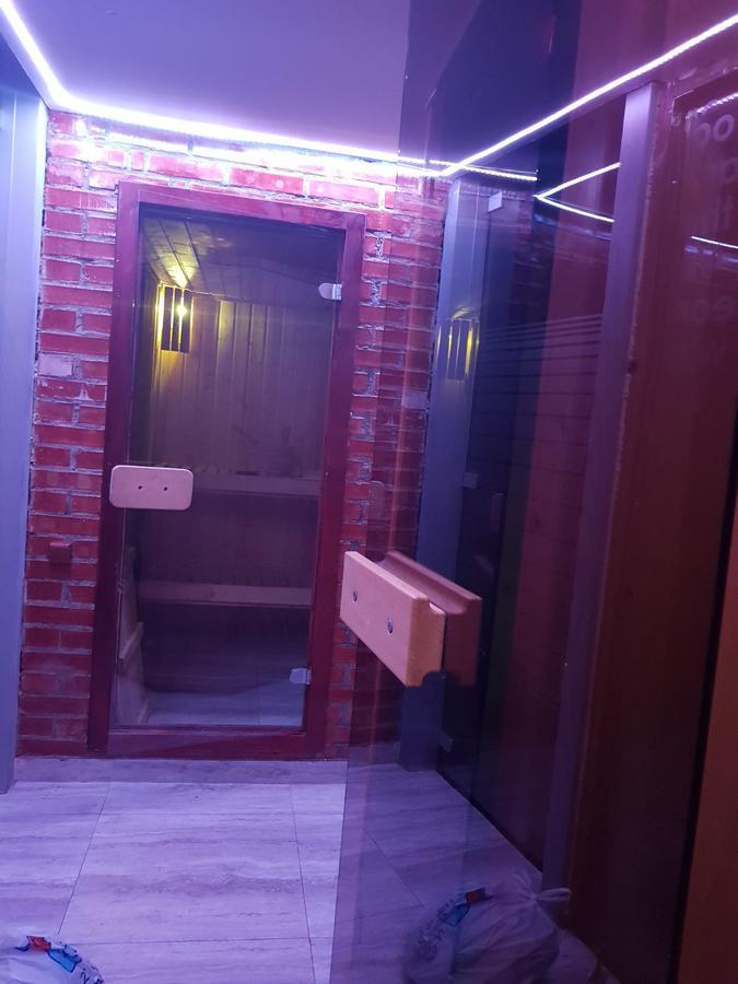 Hotel Doi Taurasi Afumaţi Exterior foto